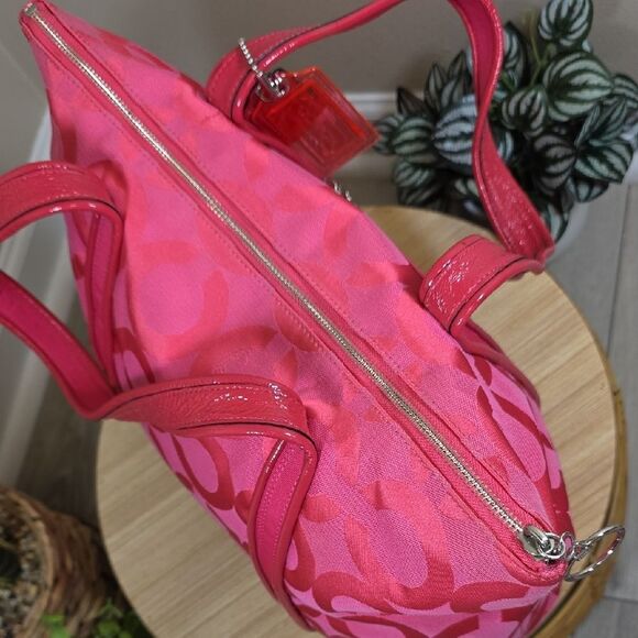 Coach Hot Pink Op Art C Signature Tote Bag - Picture 10 of 12